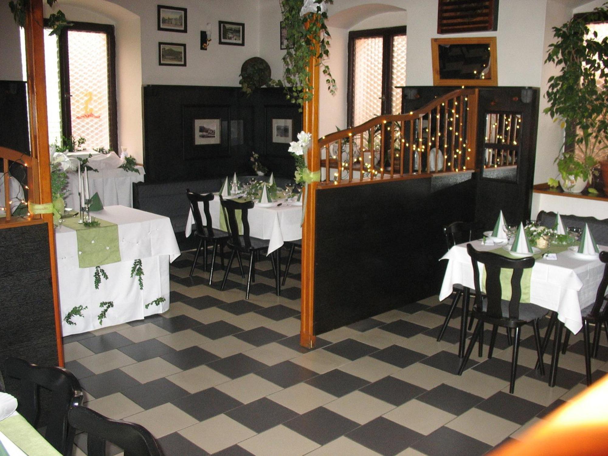 Hotel Kovarna Decin Extérieur photo